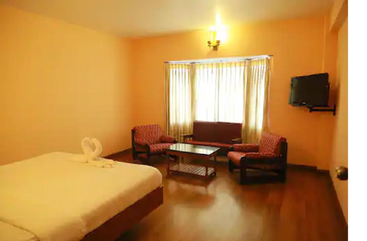 Hotel Blue Bird Ooty Luaran gambar