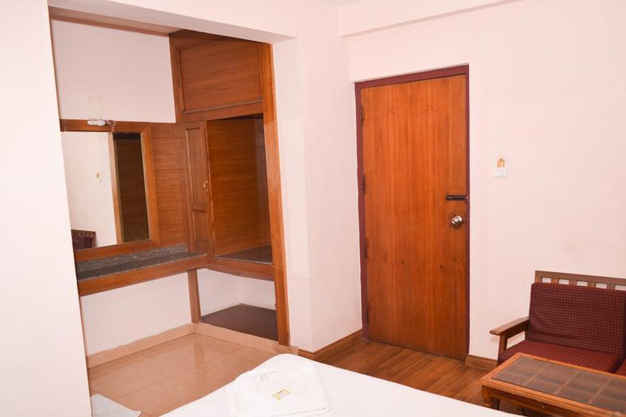 Hotel Blue Bird Ooty Luaran gambar