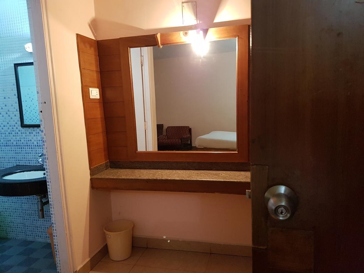 Hotel Blue Bird Ooty Luaran gambar