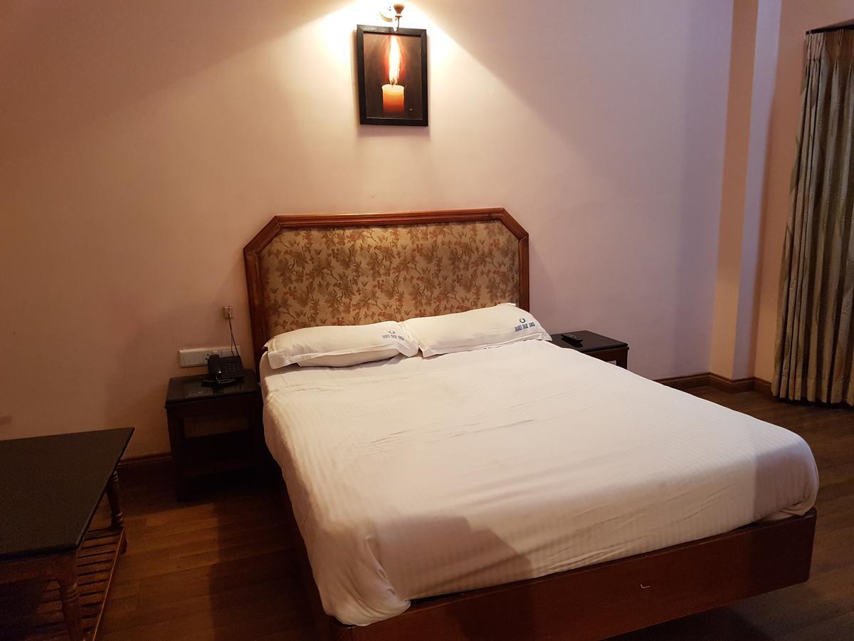 Hotel Blue Bird Ooty Luaran gambar