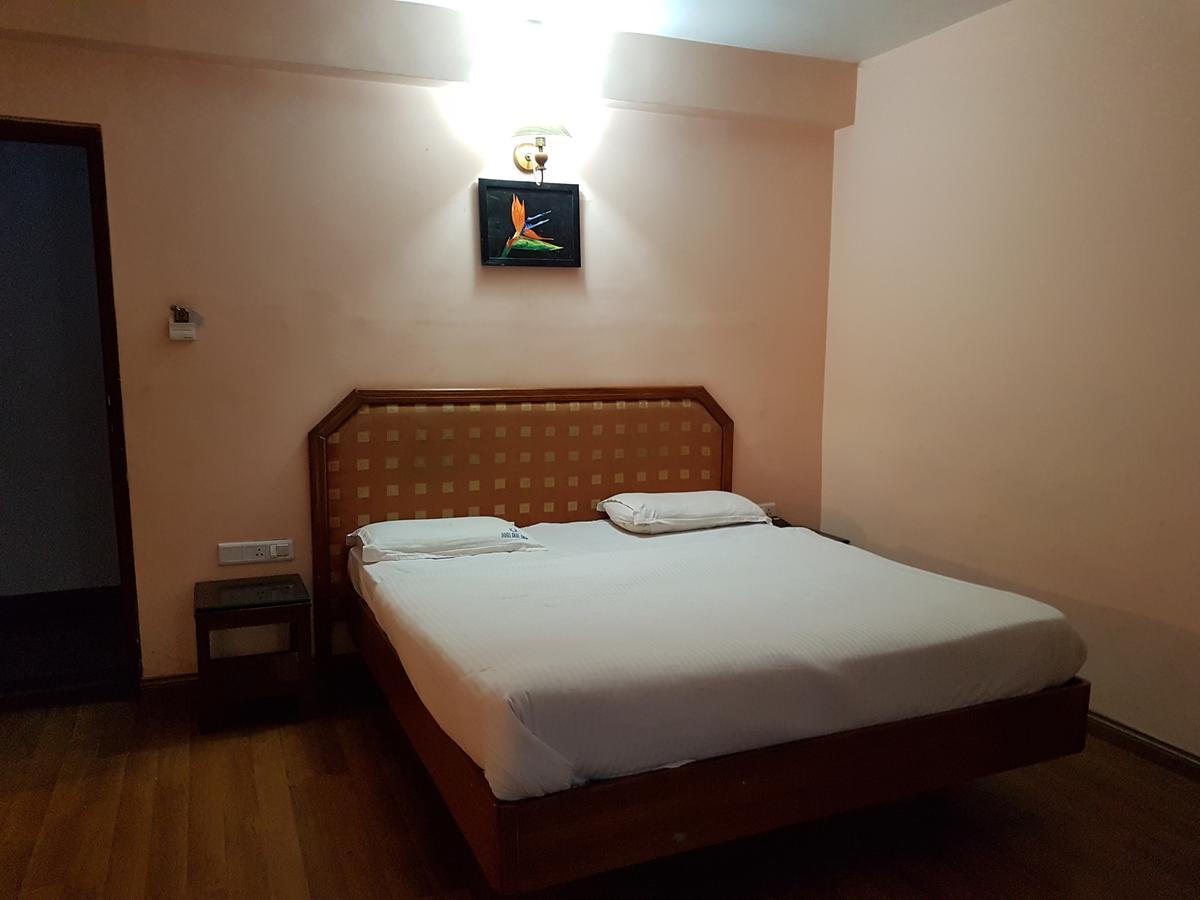Hotel Blue Bird Ooty Luaran gambar