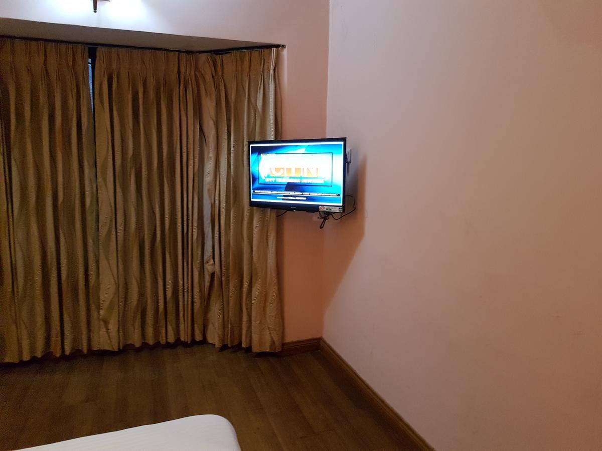 Hotel Blue Bird Ooty Luaran gambar