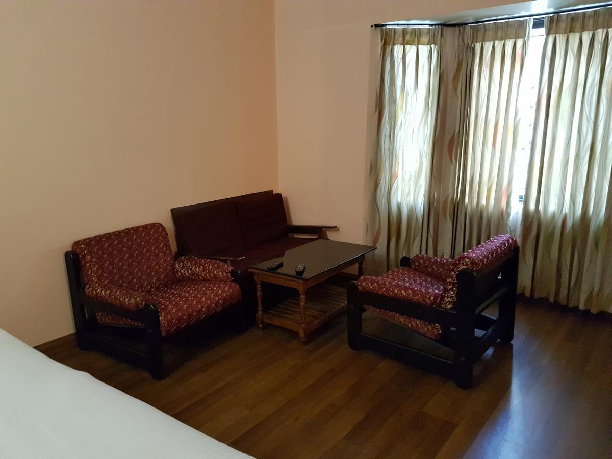 Hotel Blue Bird Ooty Luaran gambar