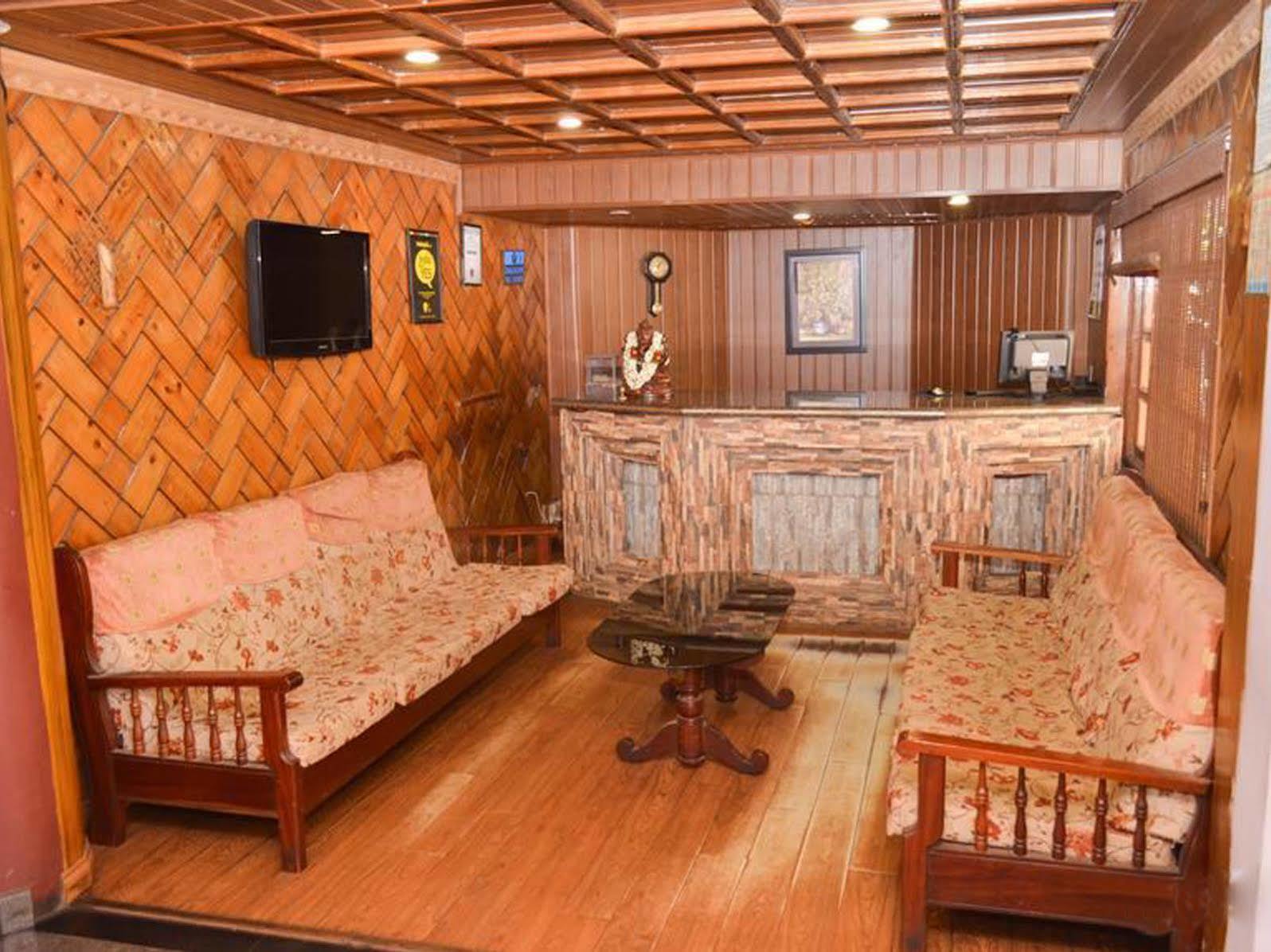 Hotel Blue Bird Ooty Luaran gambar